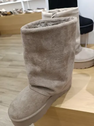 Botas Beige/Marrón con Flecos diferentes tallas