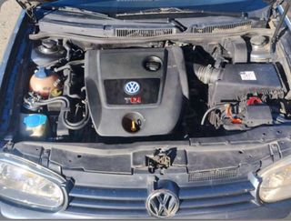 Volkswagen Golf 2003