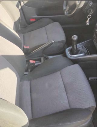 Volkswagen Golf 2003