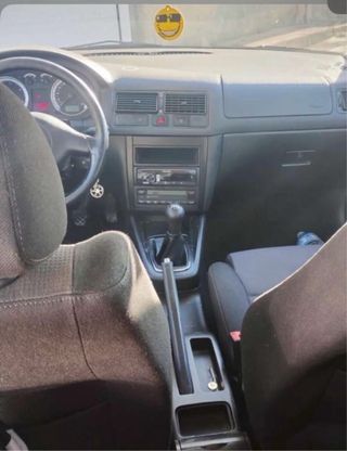 Volkswagen Golf 2003