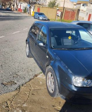 Volkswagen Golf 2003