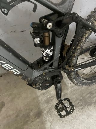 Bicicleta Mondraker Chaser 2023