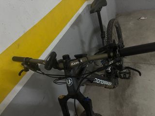 Bicicleta Mondraker Chaser 2023