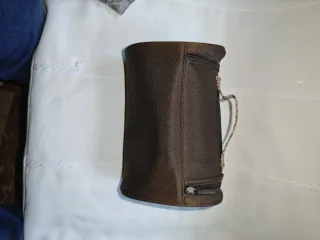 Neceser amplio de viaje marrón