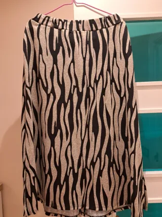 Falda larga estampada cebra