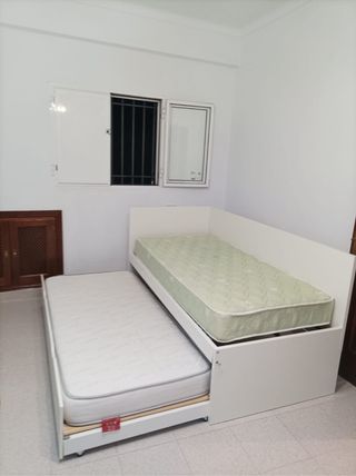 Cama nido completa blanca y colchones