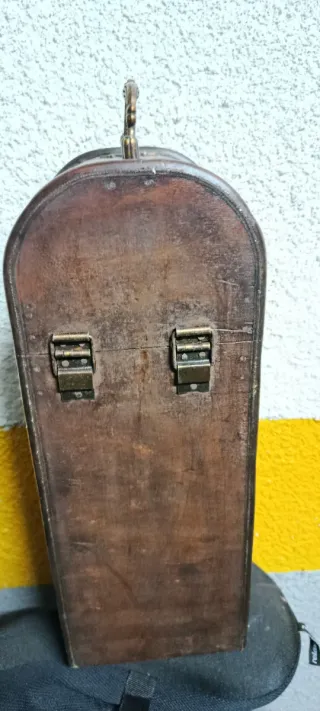 Caja para botella de vino de cuero