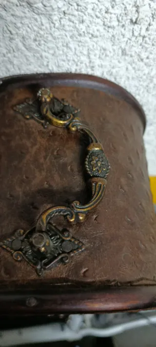 Caja para botella de vino de cuero