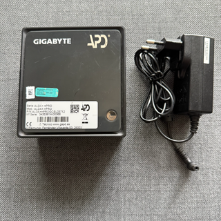 Mini PC Gigabyte J3160 8GB RAM 1TB HDD Windows 11