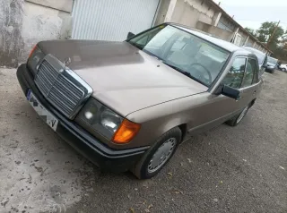 Mercedes-Benz E300 1987