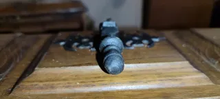 Tiradores de hierro antiguos