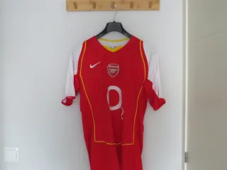 Camiseta Arsenal 2004-05. Henry 14. Talla XL