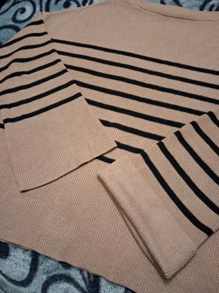 Jersey de rayas beige y negro