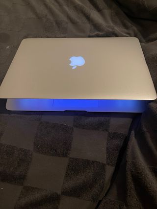 Apple MacBook 13 2017 Gris Espacial, como nuevo