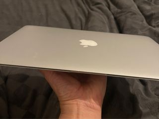 Apple MacBook 13 2017 Gris Espacial, como nuevo
