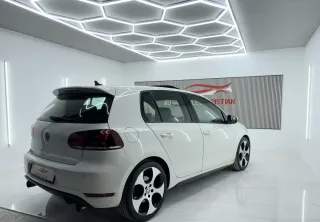 Volkswagen Golf 2010