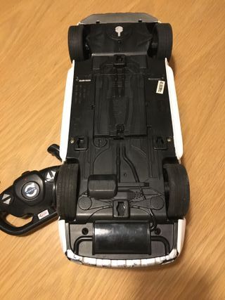 Coche teledirigido Volvo XC90