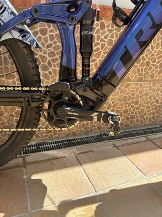 Trek Rail 5 Morada Eléctrica