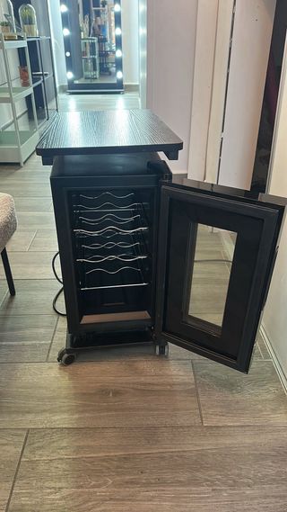 Vinoteca Klarstein 8 Botellas con carrito