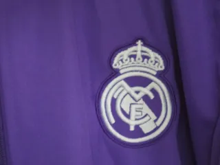 Sudadera Real Madrid cremallera. Talla XL