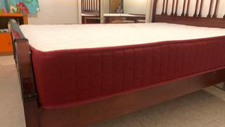 Colchón Viscoelástico y Cama