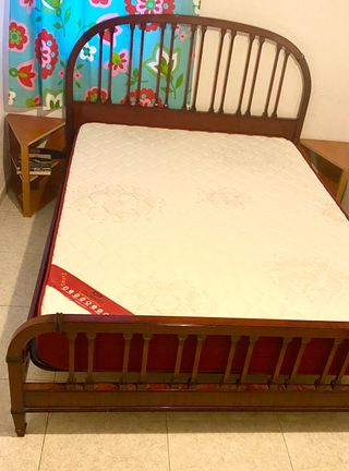 Colchón Viscoelástico y Cama