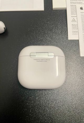 AirPods 4 ANC con Cancelación de Ruido