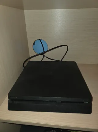 PS4 1TB Red Dead Redemption 2 Bundle