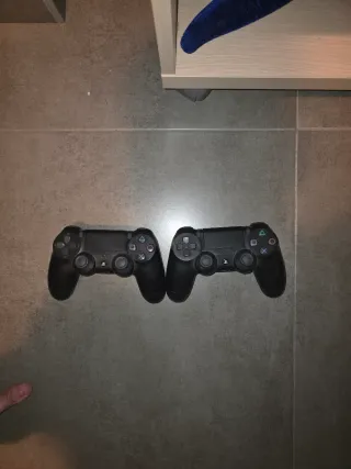 PS4 1TB Red Dead Redemption 2 Bundle