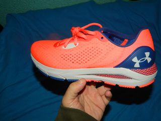 Zapatillas Under Armour HOVR Sonic 5 Talla 40.5