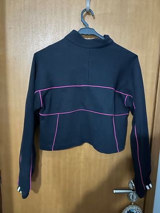 Camisola Croped Adidas Preta e Rosa