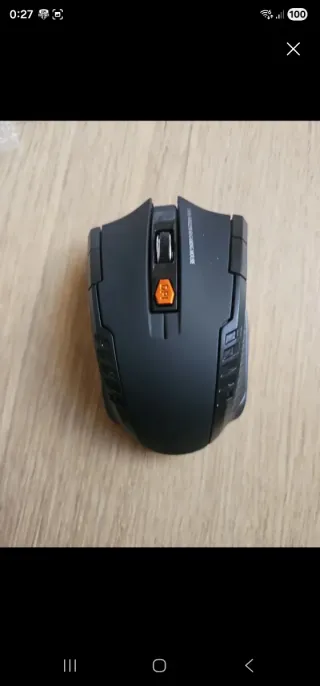 Ratón inalámbrico negro