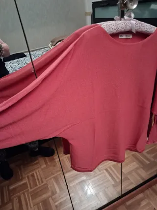 Jersey fino rosa manga abullonada