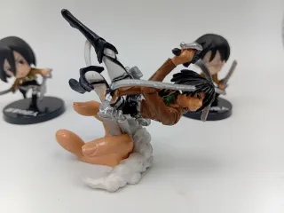 Figuras Attack on Titan Chibi