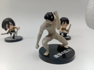 Figuras Attack on Titan Chibi