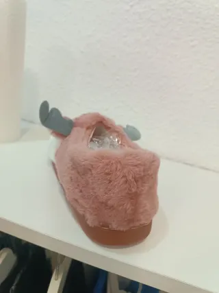 Zapatillas de casa de peluche diferentes tallas