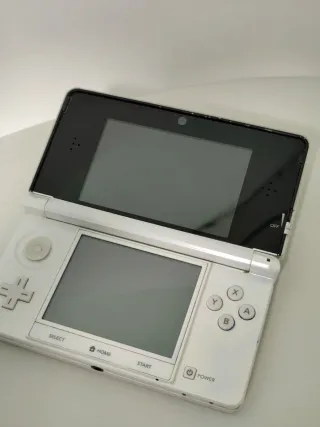 Nintendo 3DS Bianca + Caricatore