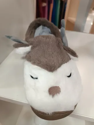 Zapatillas de peluche de reno diferentes tallas