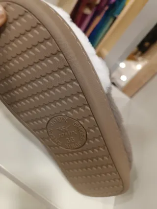 Zapatillas de peluche de reno diferentes tallas