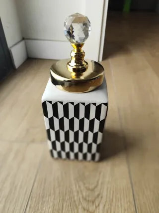 Tibor Cerámica Geométrico Blanco y Negro