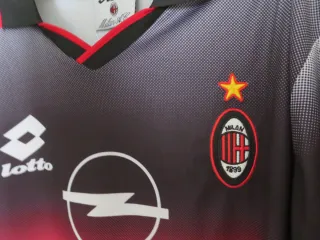 Camiseta AC Milan retro. George Weah 9 XL