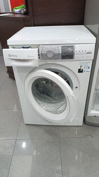 Nevera LG y Lavadora Balay