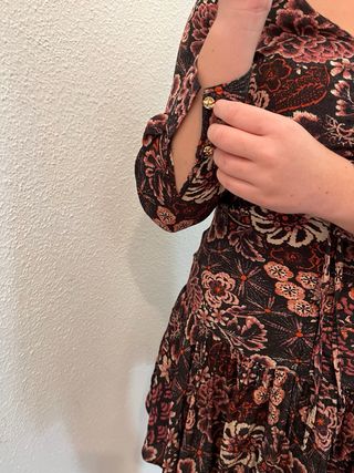 Vestido floral de viscosa manga larga