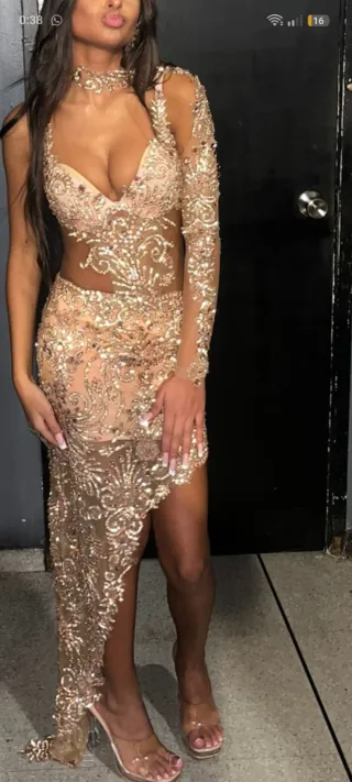 Vestido de fiesta echo a medida por modista