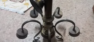 Lámpara de metal y cristal