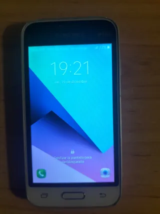 Samsung Galaxy J1 mini prime blanco