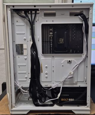 PC Gaming Ryzen 5 / RX 6600 8GB