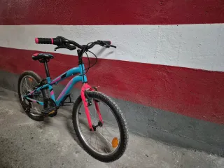 VENDO Bicicleta Megamo.Buen estado. Tope 12 AÑOS.