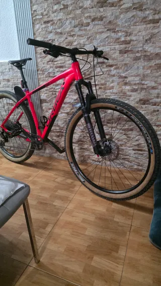 Bicicleta Orbea Roja