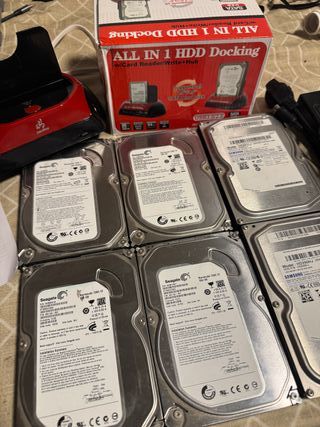 SEAGATE SAMSUNG 6 DISCO DUROS 3.5 SATA  + ESTACIÓN